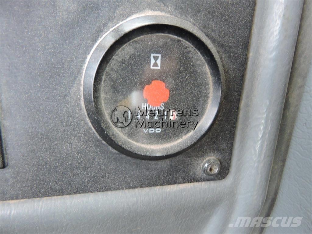 Volvo L180E Kolesni nakladalci