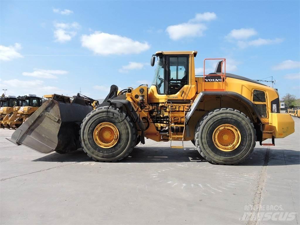 Volvo L220H Kolesni nakladalci