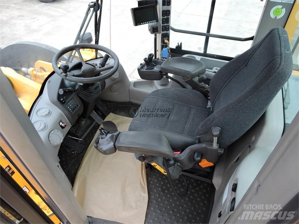 Volvo L250G GERMAN Kolesni nakladalci