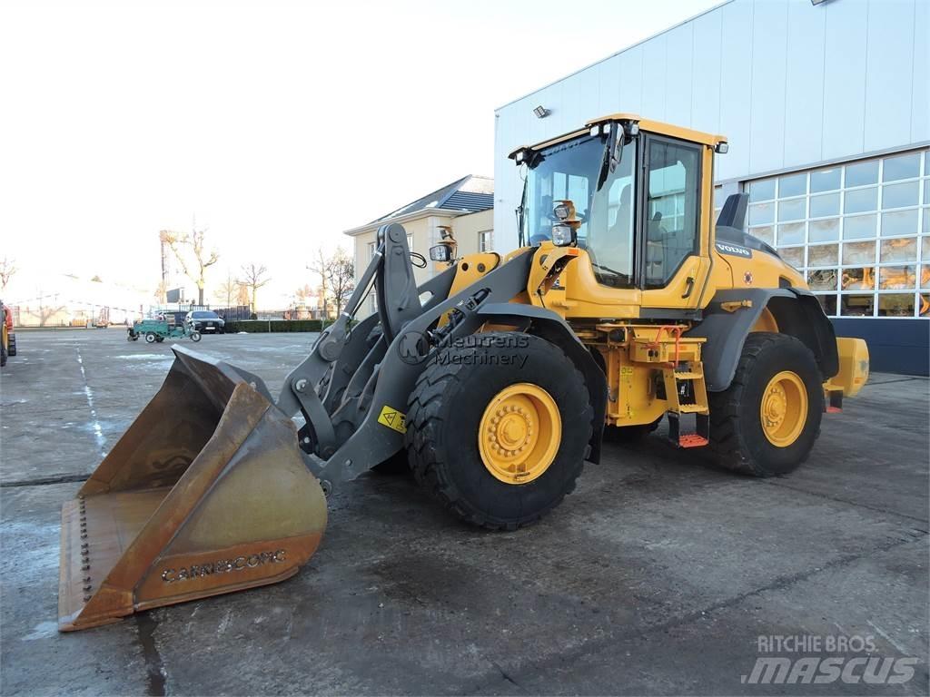 Volvo L90H Kolesni nakladalci