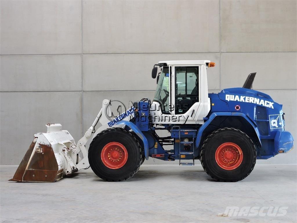Volvo L90H Kolesni nakladalci