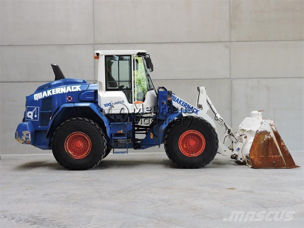 Volvo L90H Kolesni nakladalci