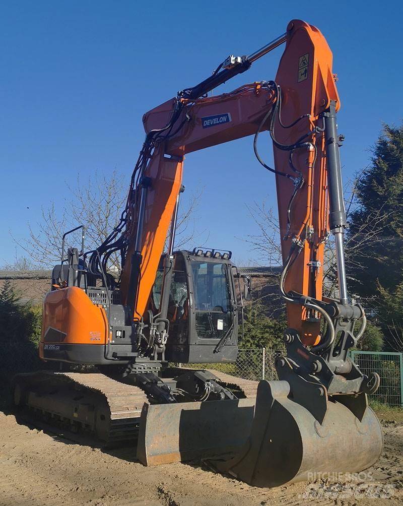 Develon DX 235 LCR-7 Bagri goseničarji