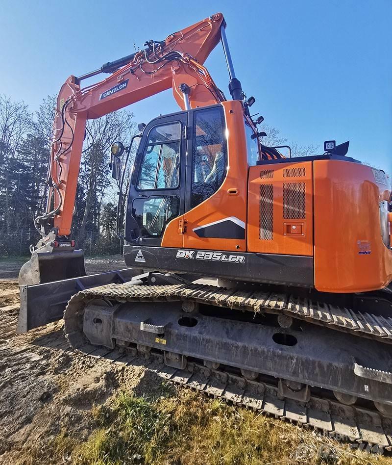 Develon DX 235 LCR-7 Bagri goseničarji