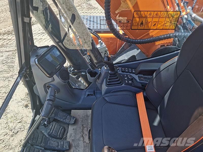 Doosan DX 210 LC-7 Bagri goseničarji