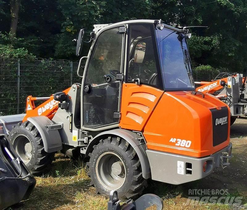 Weycor AR 380 Kolesni nakladalci
