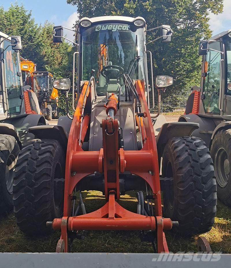 Weycor AR 520 Kolesni nakladalci