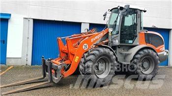 Weycor AR 530 Kolesni nakladalci