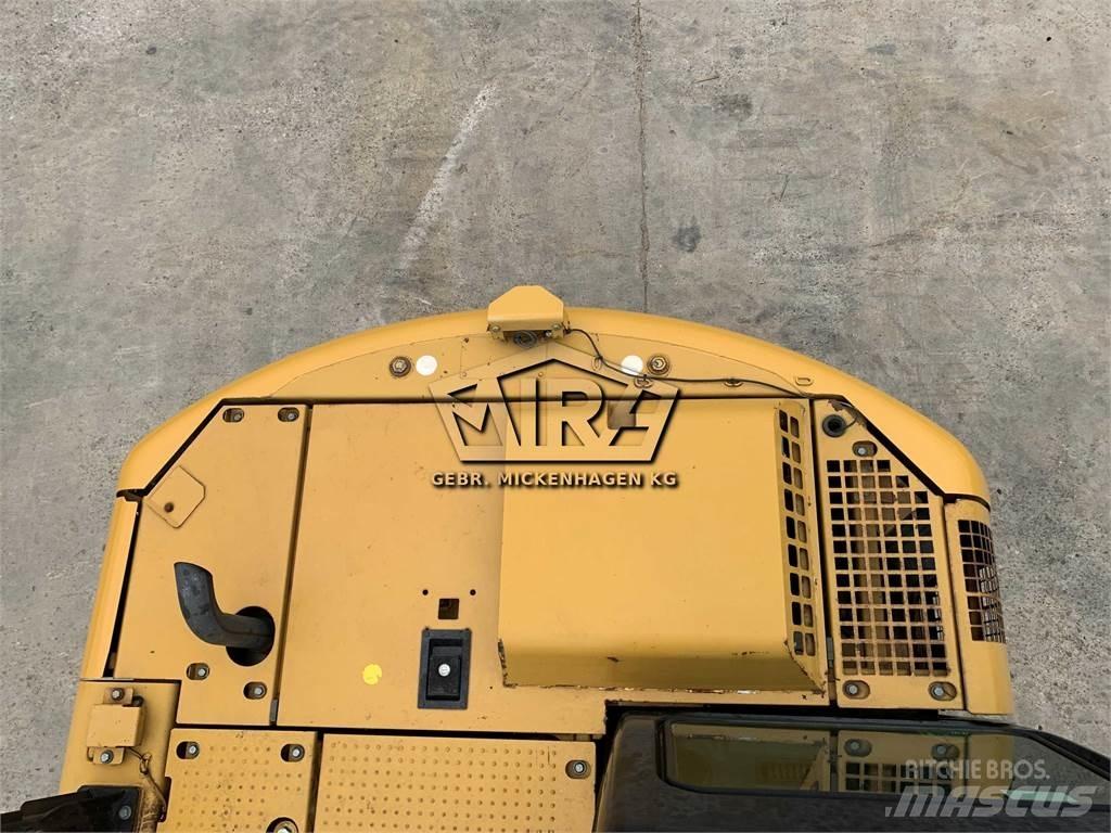 CAT 311D LRR Bagri goseničarji