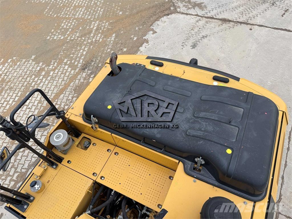 CAT 323 EL Bagri goseničarji