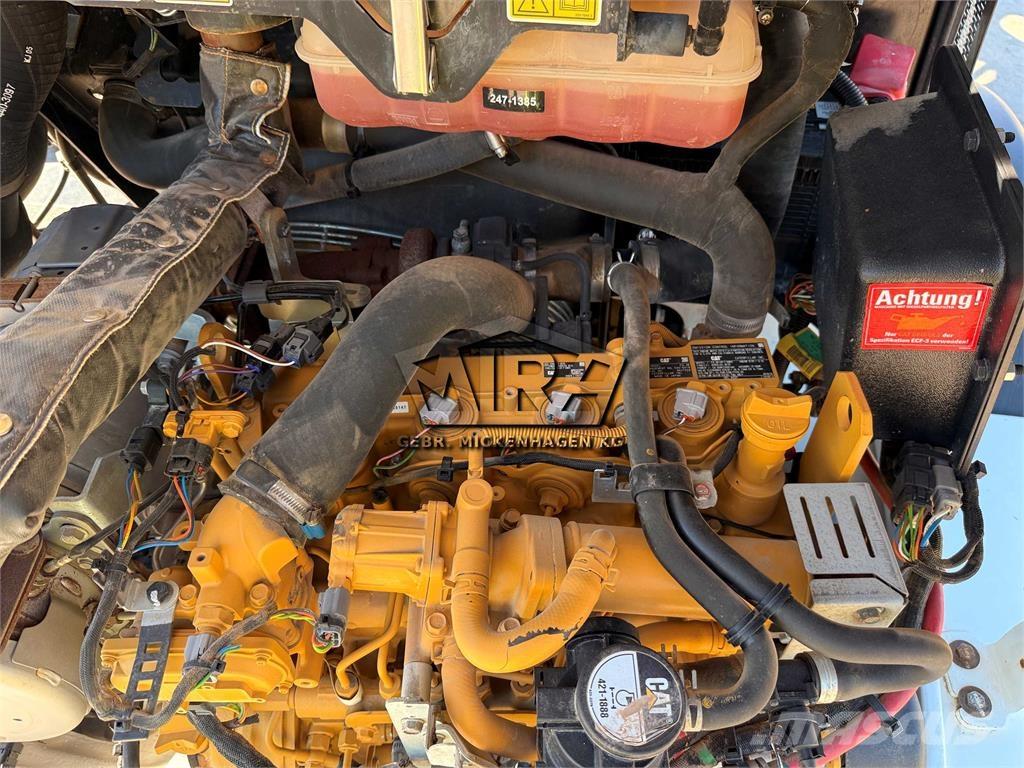 CAT 908 M Kolesni nakladalci