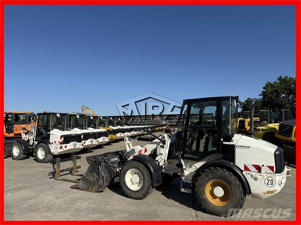CAT 908 M Kolesni nakladalci