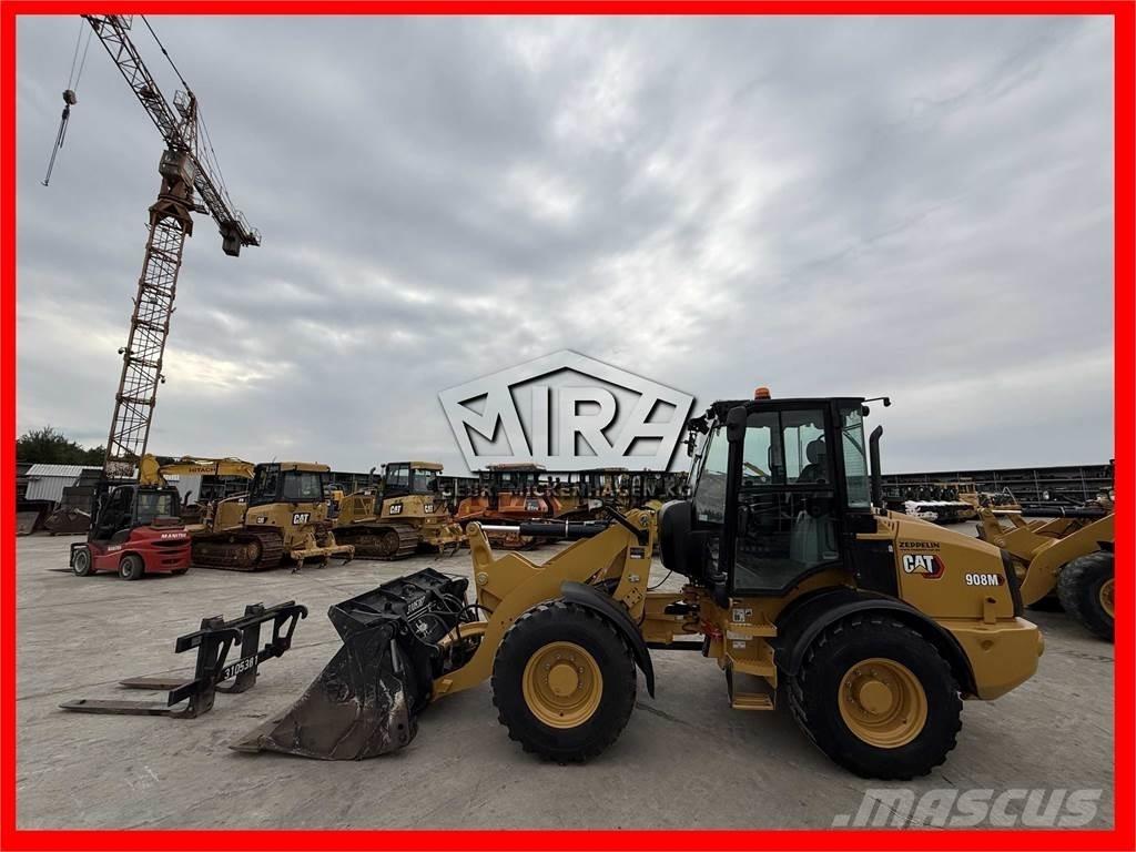 CAT 908M Kolesni nakladalci