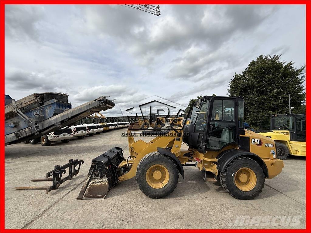 CAT 908M Kolesni nakladalci