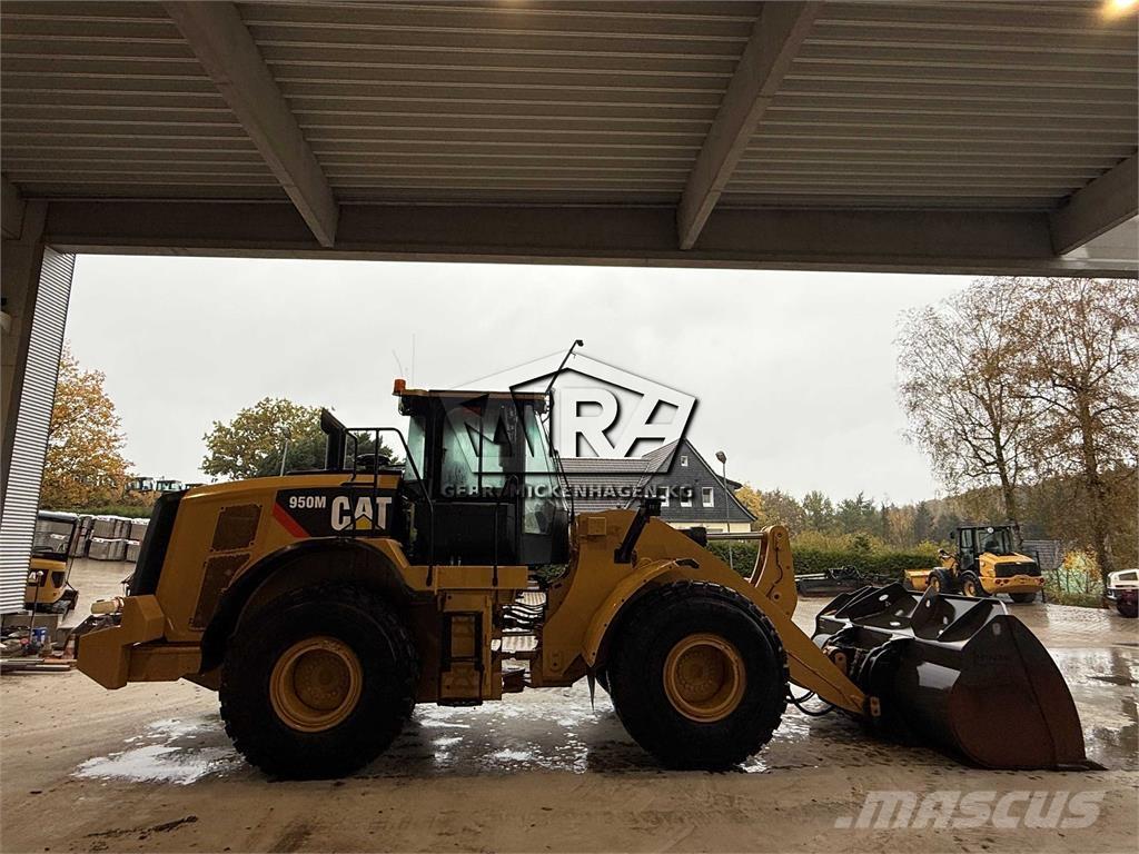 CAT 950M Kolesni nakladalci