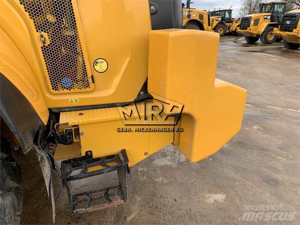 CAT 972M XE Kolesni nakladalci