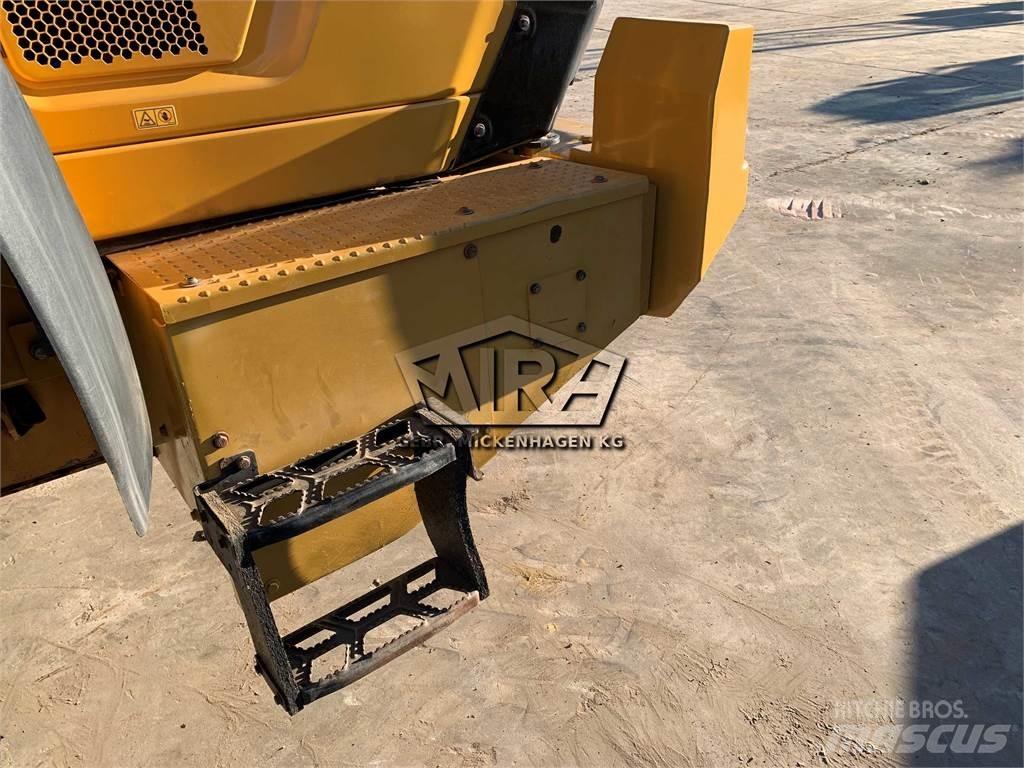 CAT 980M Kolesni nakladalci