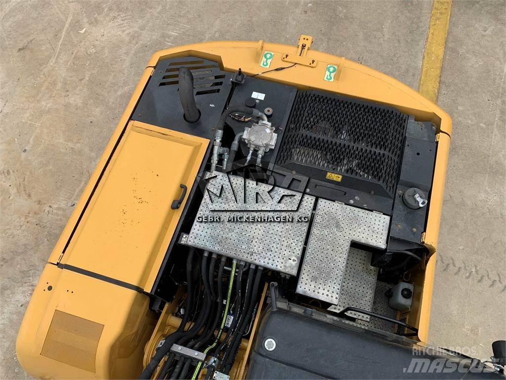 CAT M 316D Bagri na kolesih