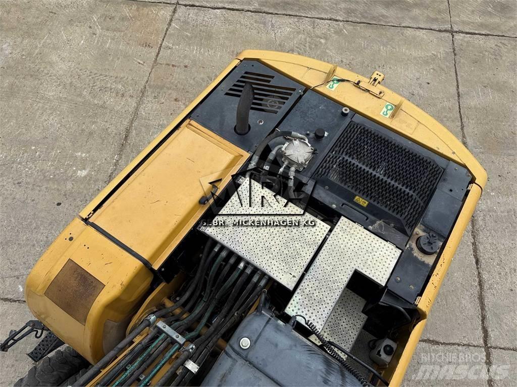 CAT M 318 D Bagri na kolesih