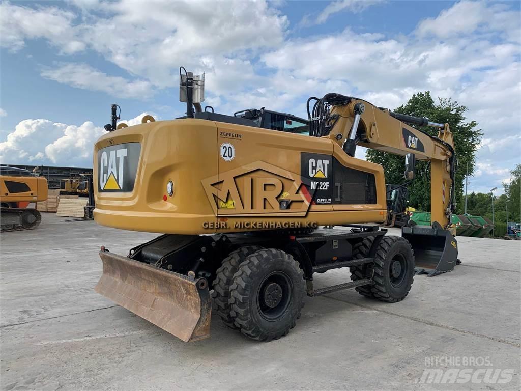 CAT M322 F Bagri na kolesih