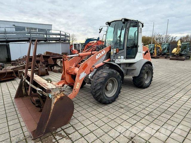 Atlas AR80 Kolesni nakladalci