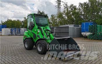 Avant Tecno 635 Kolesni nakladalci