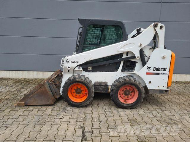 Bobcat S 530 Buldožerji goseničarji