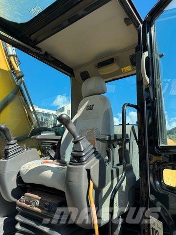 CAT 323D Bagri goseničarji