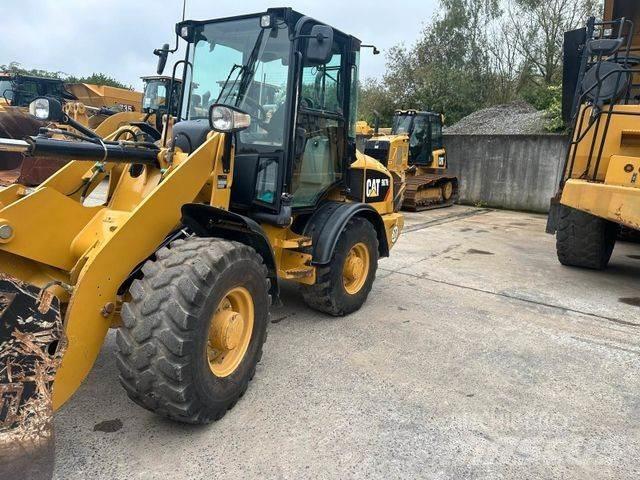CAT 907 H2 Kolesni nakladalci