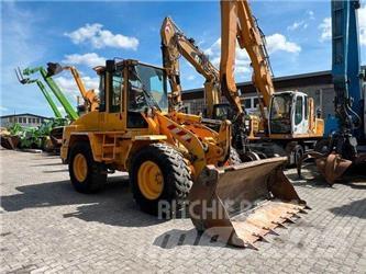 CAT 914 G Kolesni nakladalci