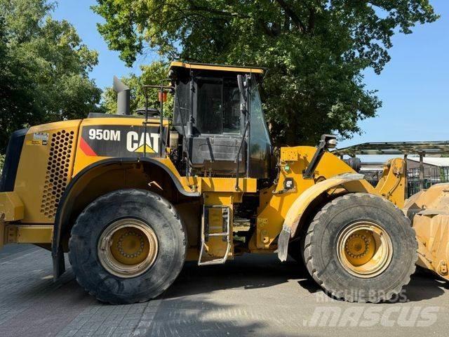 CAT 950 M Kolesni nakladalci