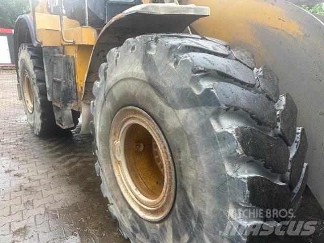 CAT 972 M Kolesni nakladalci