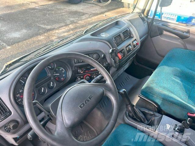 DAF FA45.220 Tovornjaki s ponjavo