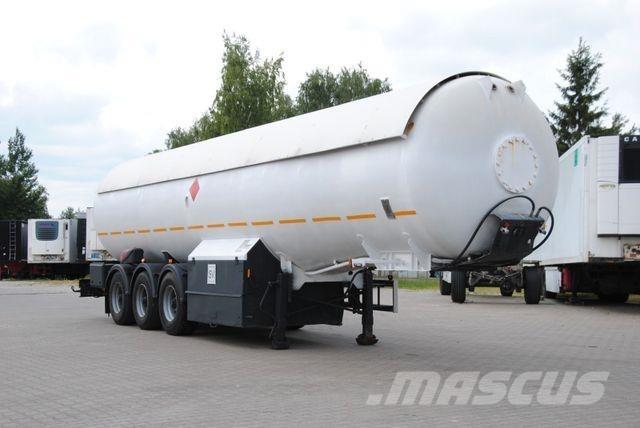  Dromech, tank Polprikolice cisterne