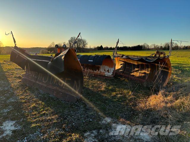 Dücker Schneepflug Obračalni plugi