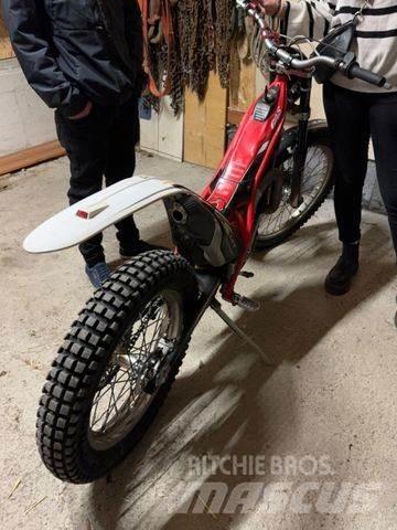  Gasgas 125 ccm Drugi tovornjaki