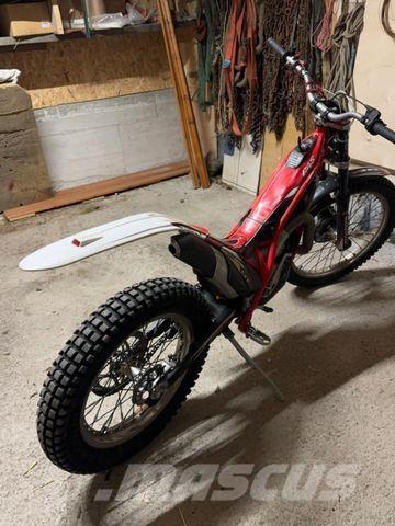  Gasgas 125 ccm Drugi tovornjaki