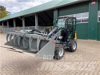 GiANT G2200 HD Kolesni nakladalci