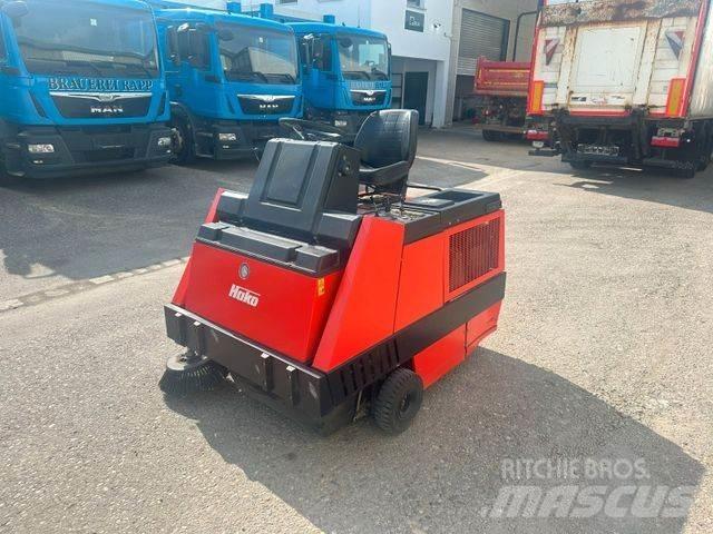 Hako JONAS 1100D Pometalni stroji