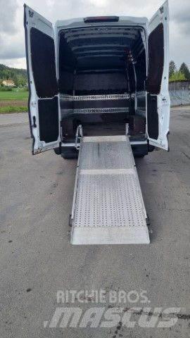 Iveco 35-170 Dostavna vozila / kombiji
