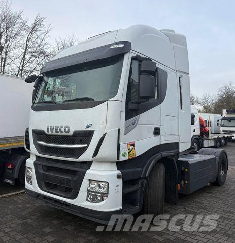Iveco Stralis 400NP Vlačilci