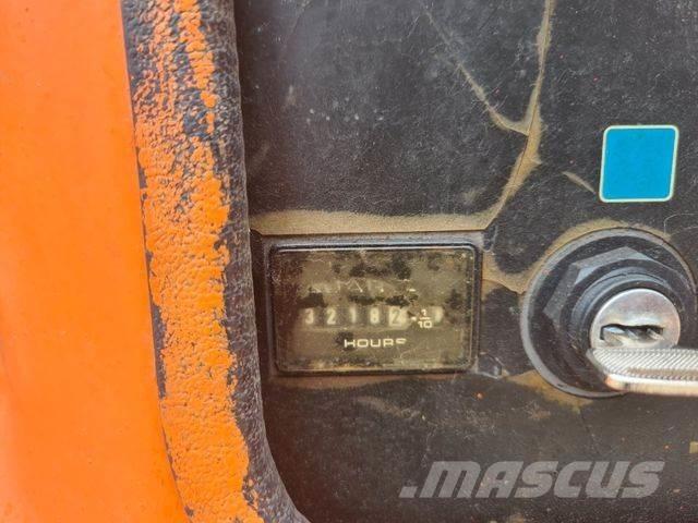 JLG 450 AJ - Zglobne dvižne ploščadi