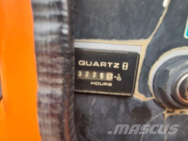 JLG 450 AJ - Zglobne dvižne ploščadi