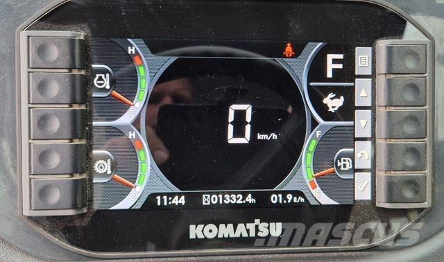 Komatsu WA 70 M-8 Kolesni nakladalci
