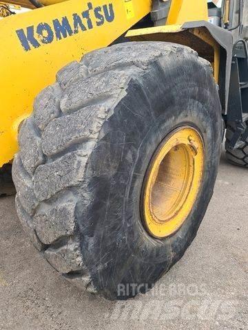 Komatsu wa480-5 Kolesni nakladalci