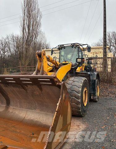 Komatsu WA500-8 Kolesni nakladalci