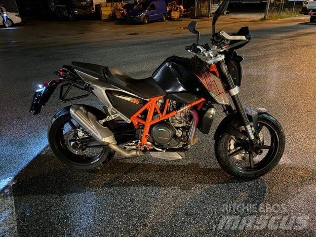 KTM 690 DUKE Drugi tovornjaki