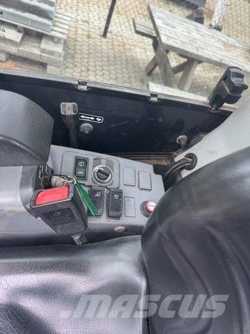 Kubota KX016-4 Mini bagri <7t