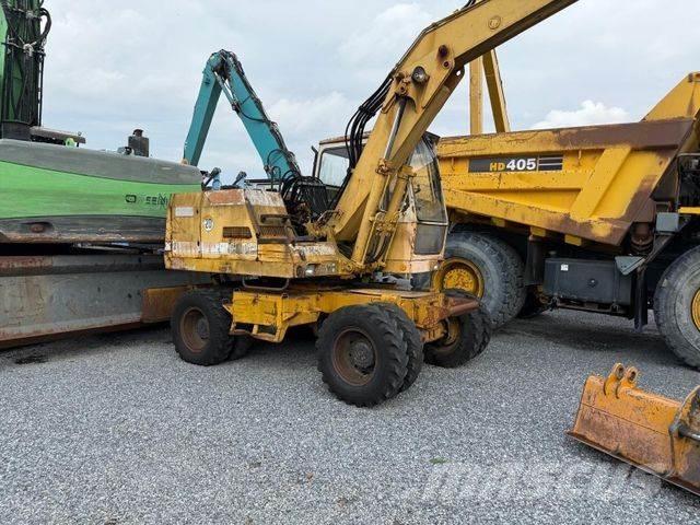 Liebherr A902 Bagri na kolesih