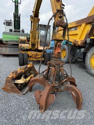 Liebherr A902 Bagri na kolesih